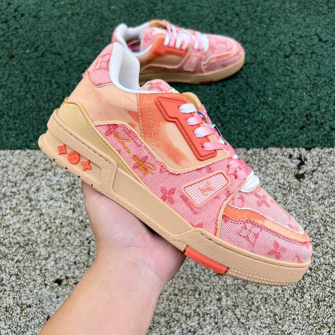 LOUIS VUITTON Trainer Pink Denim