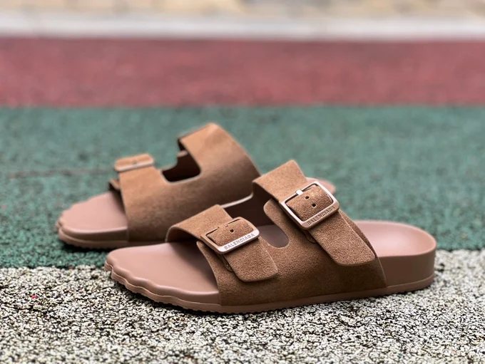 Balenciaga Slides Brown