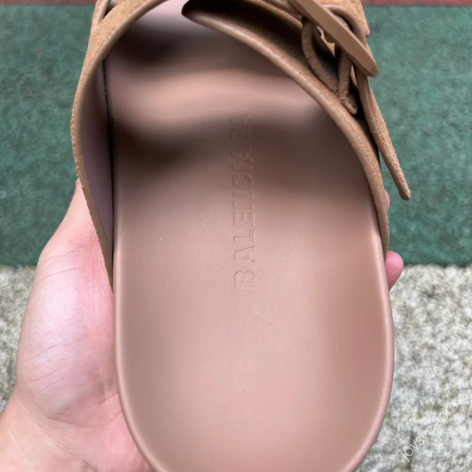 Balenciaga Slides Brown