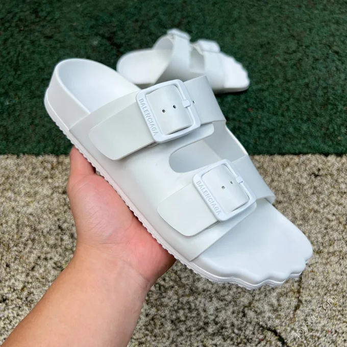 Balenciaga Slides White