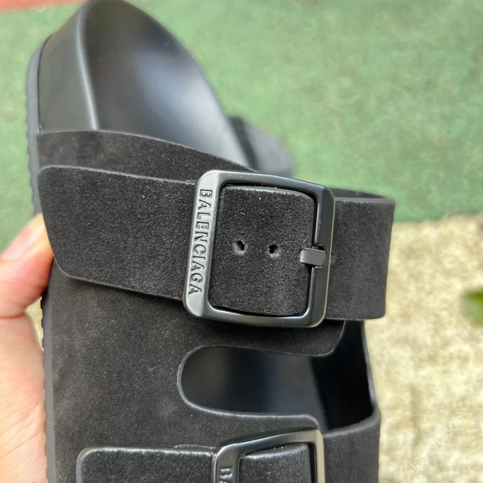 Balenciaga Slides Black