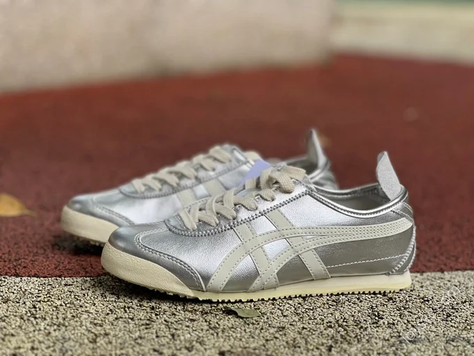 Onitsuka Tiger Mexico 66 Silver