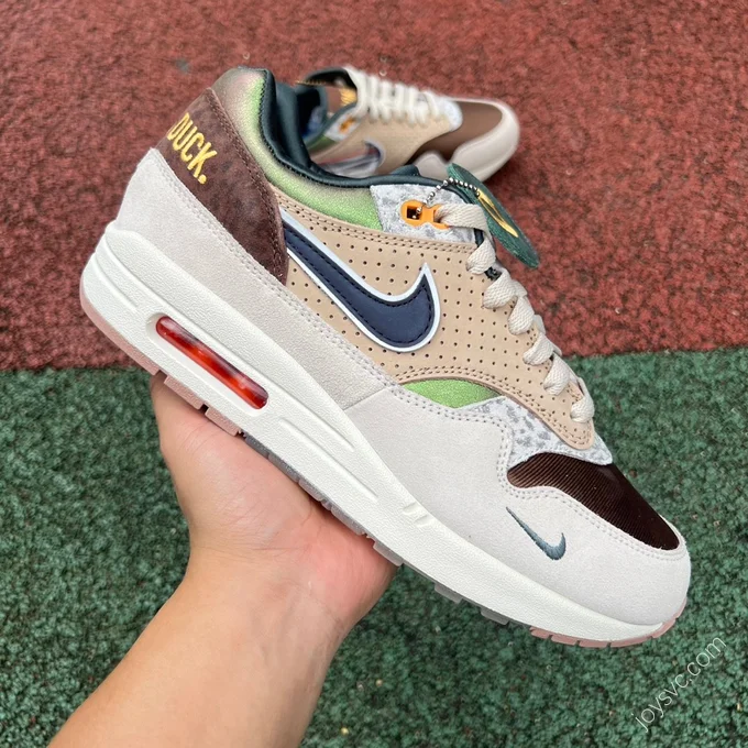 Division St. x Nike Air Max 1 