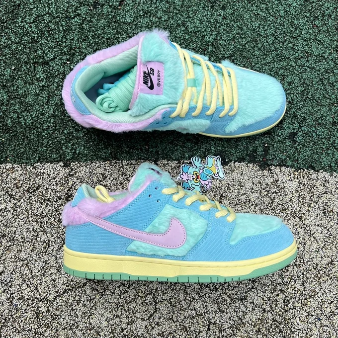 Verdy x Nike SB Dunk Low 