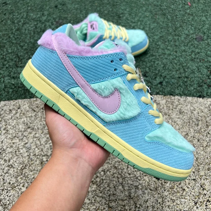 Verdy x Nike SB Dunk Low 