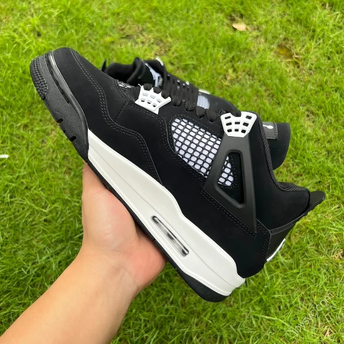 Air Jordan 4 