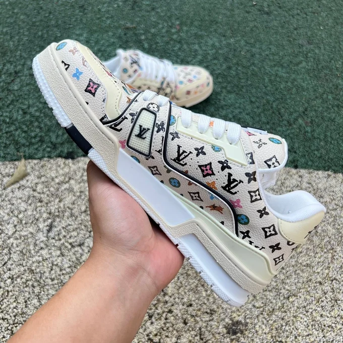 LOUIS VUITTON Trainer Beige Print