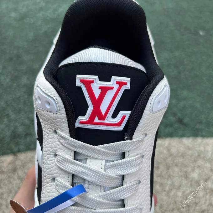 LOUIS VUITTON Trainer White Black