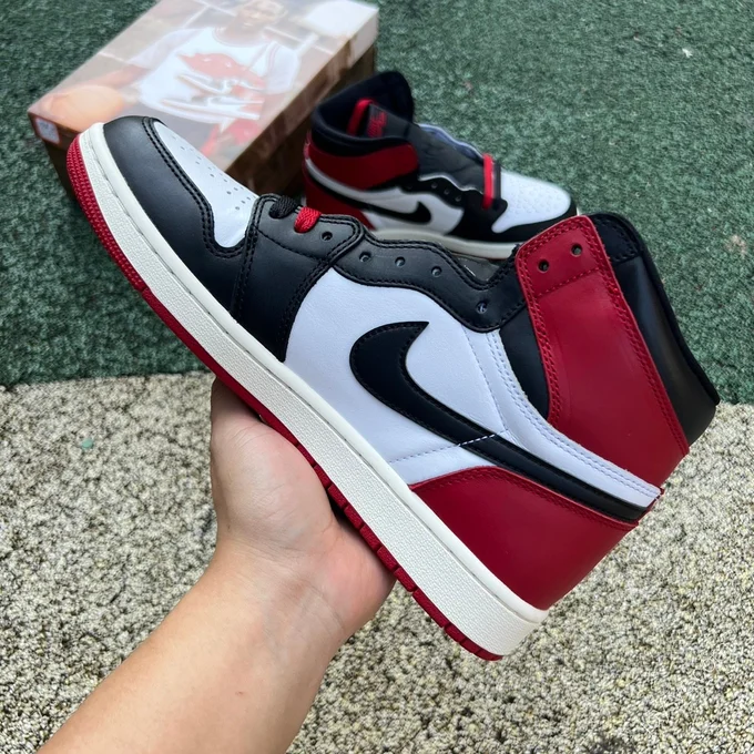 Air Jordan 1 High OG 