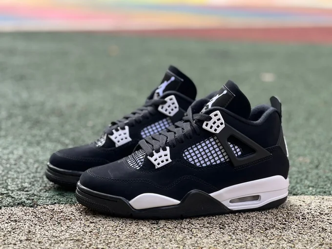 Air Jordan 4 