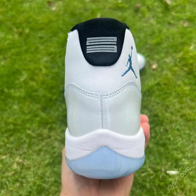 Air Jordan 11 