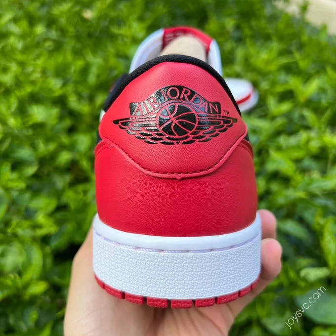 Air Jordan 1 Chicago Low 705329-600