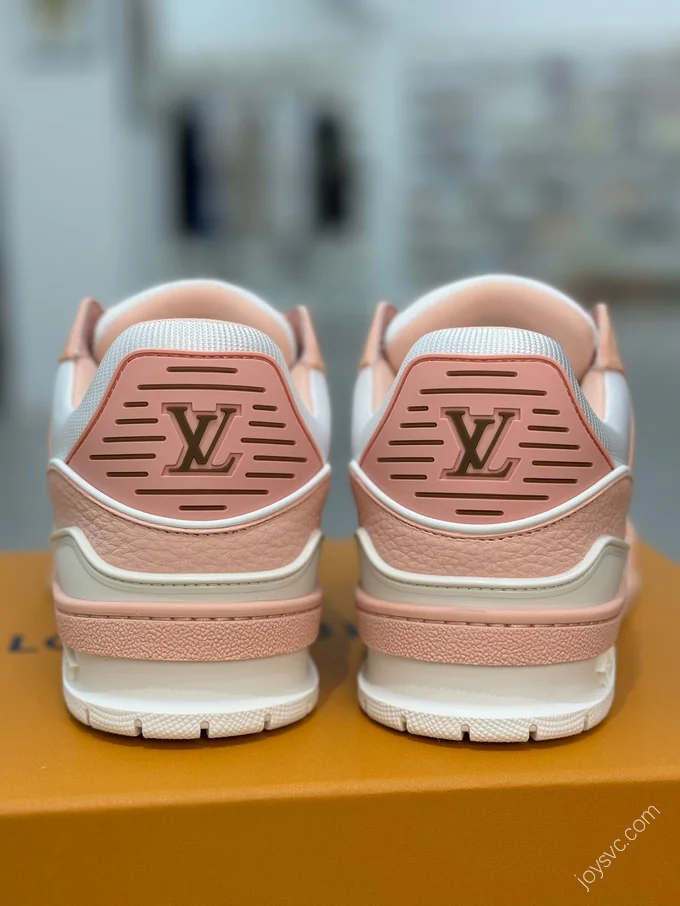 LV Trainer Pink