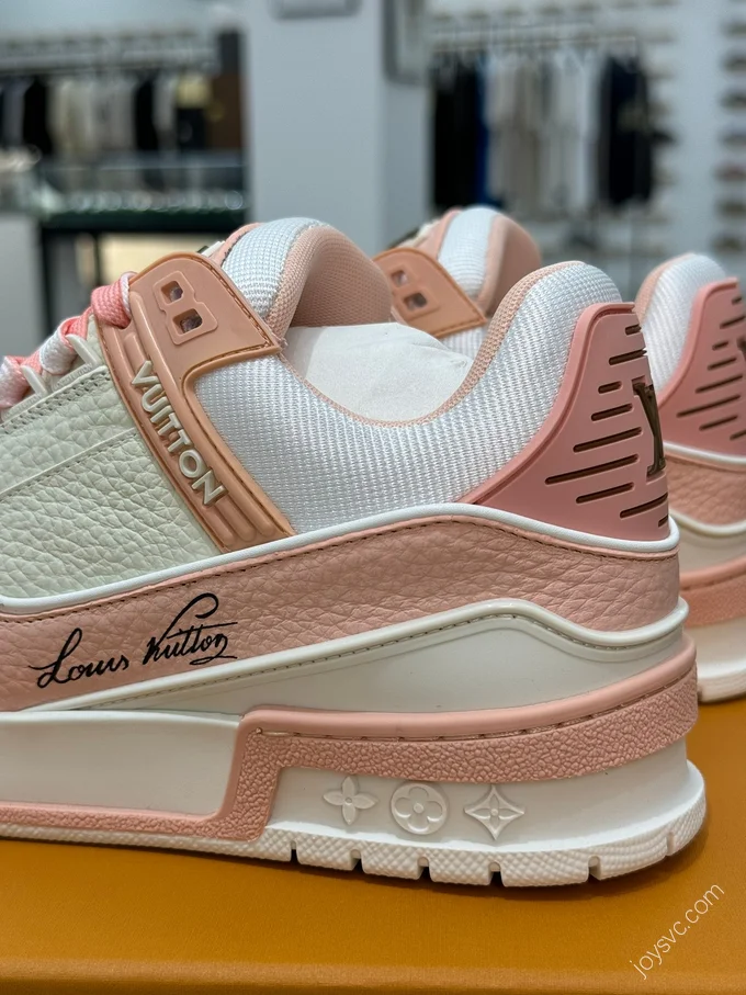 LV Trainer Pink