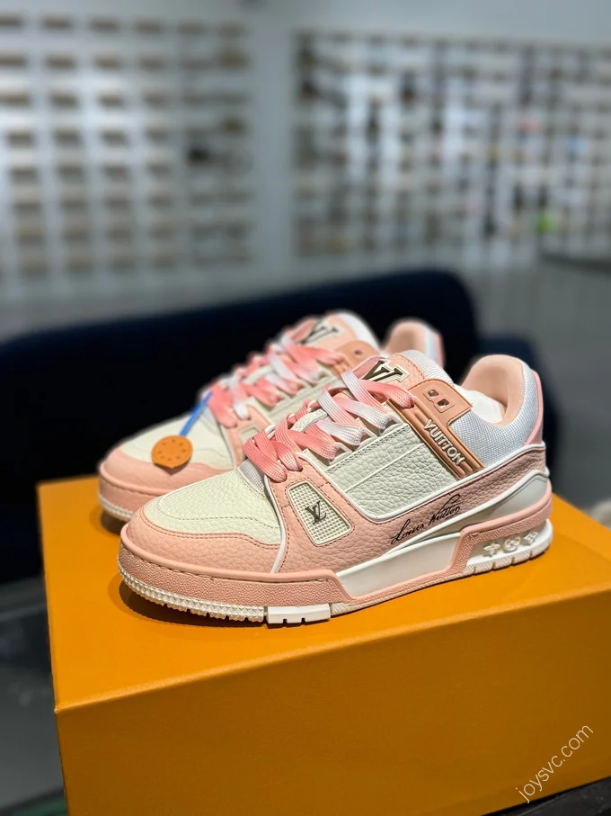 LV Trainer Pink