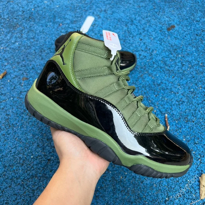 Air Jordan 11 Black Green Basketball Shoes CT8012-300