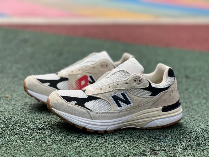 New Balance 993 Beige Black U993WS