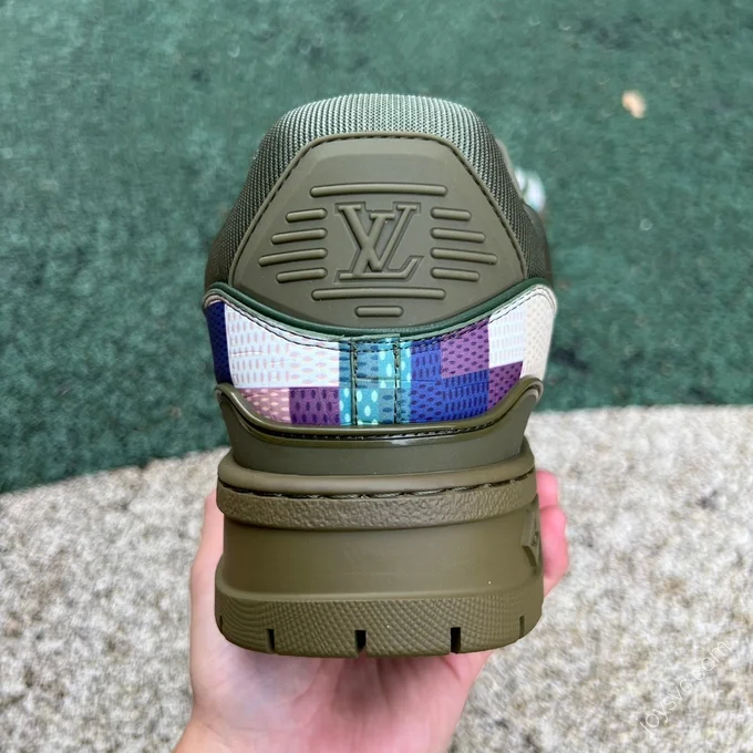 LOUIS VUITTON Trainer Maxi Multicolor Green