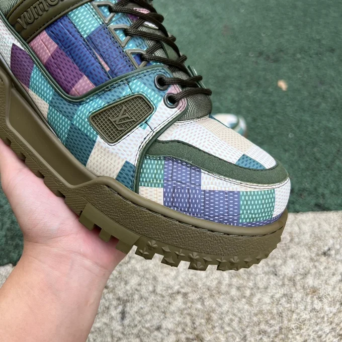 LOUIS VUITTON Trainer Maxi Multicolor Green