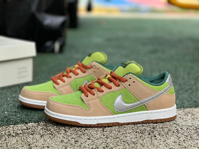 Nike Dunk SB Low 