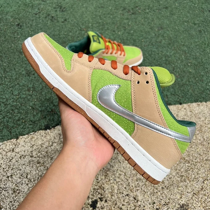 Nike Dunk SB Low 