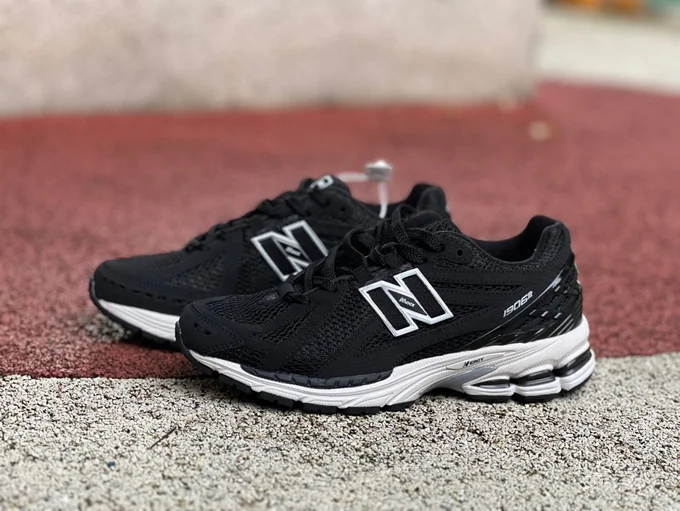 New Balance 1906R Black White M1906RFB