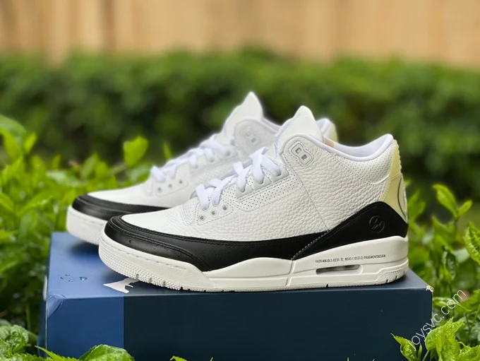 Air Jordan 3 x Fragment 