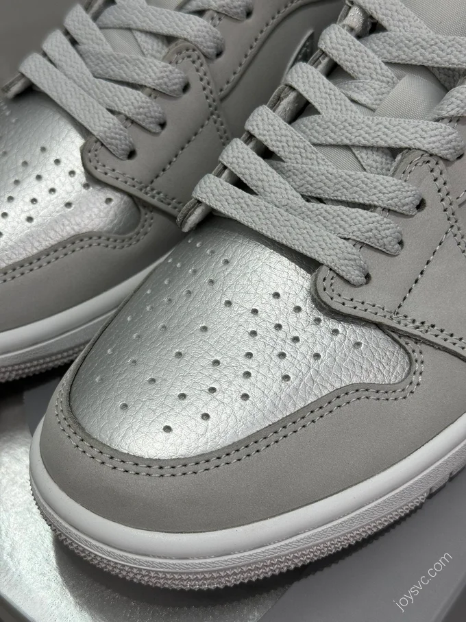 Air Jordan 1 Low Silver Low-Top Sneaker CZ0790-002