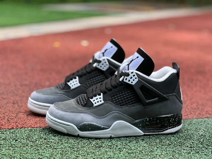 Air Jordan 4 Retro 