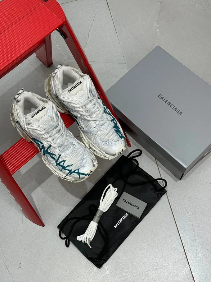 Balenciaga 7.0 Runner Green