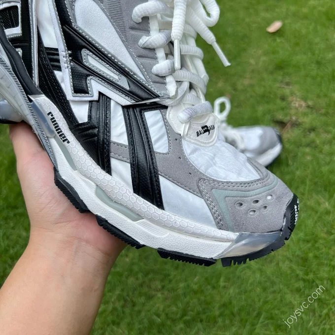 Balenciaga Runner 7.5 Black Grey White