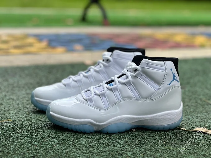 Air Jordan 11 