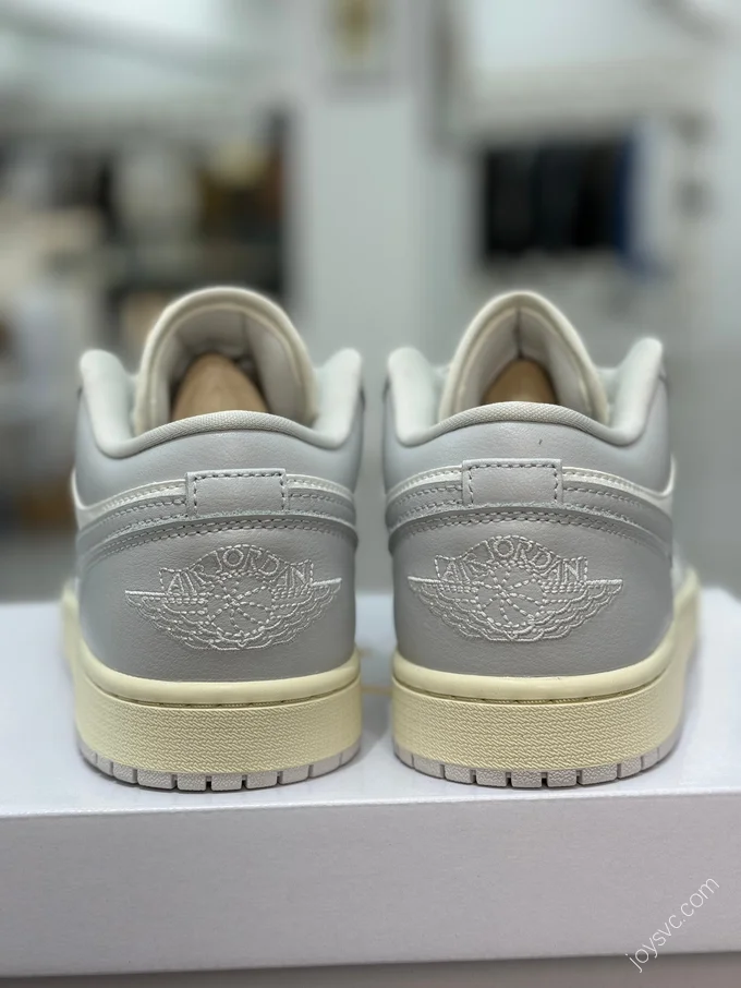 Air Jordan 1 Low White Gray DC0774-103