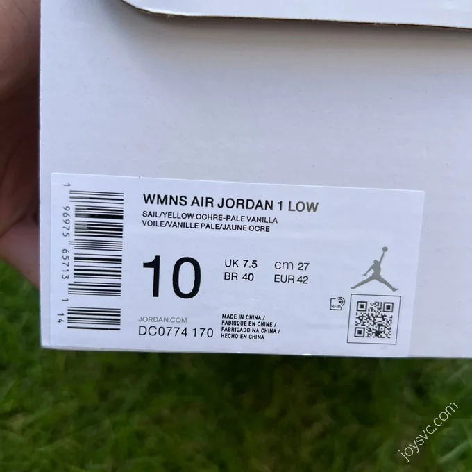 Air Jordan 1 Low Beige DC0774-170