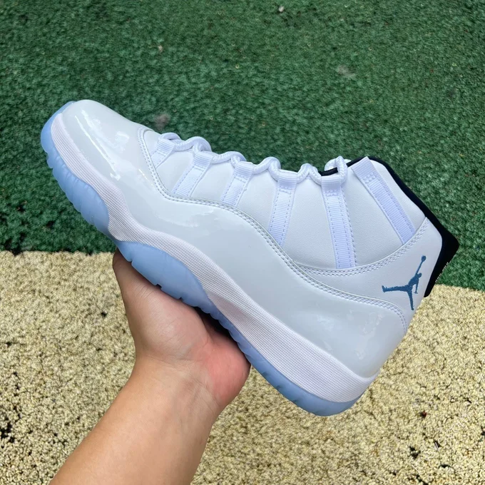 Air Jordan 11 