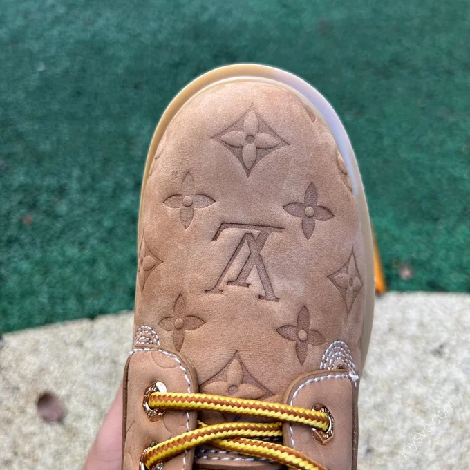 Timberland x LOUIS VUITTON Brown