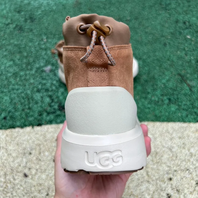 UGG Neumel Weather Hybrid Brown White Mid-Top