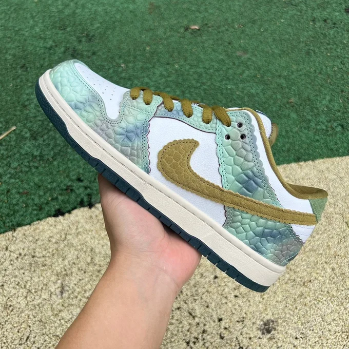 Nike Dunk SB Low 