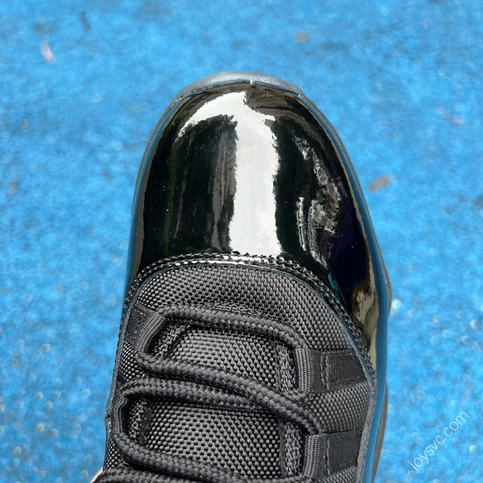 Air Jordan 11 