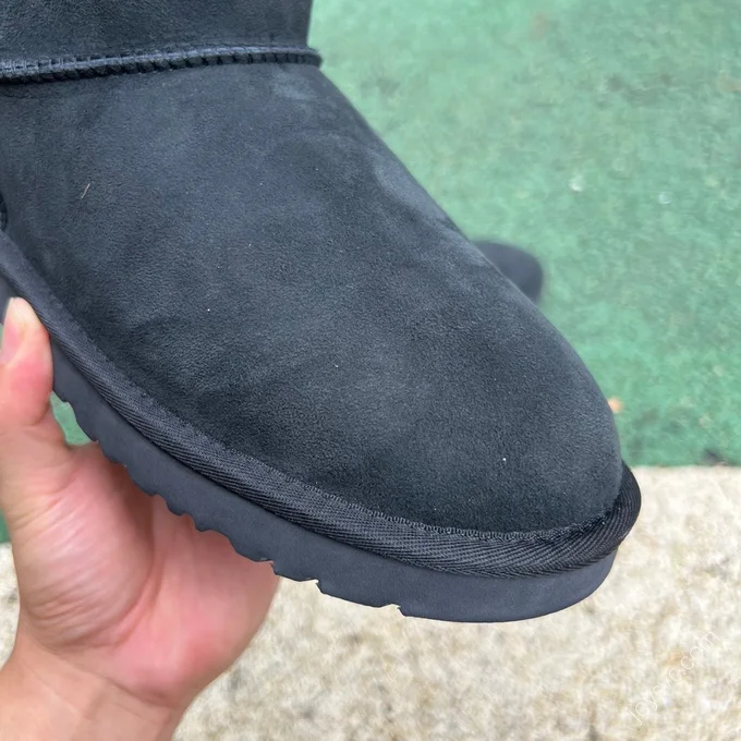 UGG Black Mid-Top