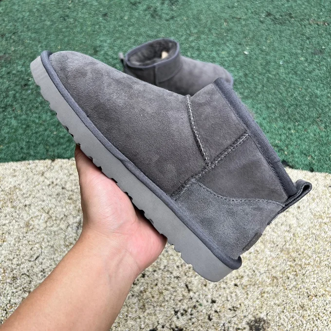 UGG Grey Mid-Top