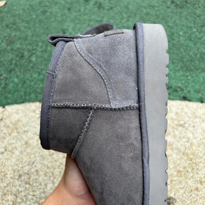 UGG Grey Mid-Top