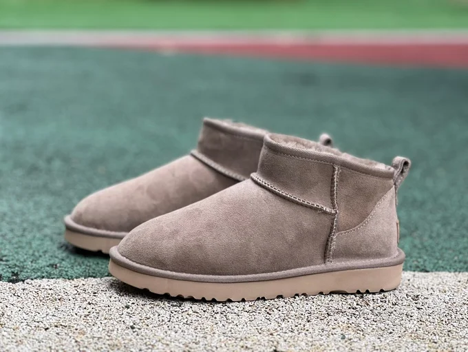 UGG Beige Mid-Top