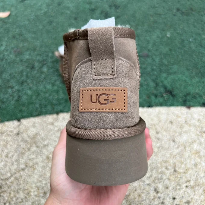 UGG Grey Mid-Top