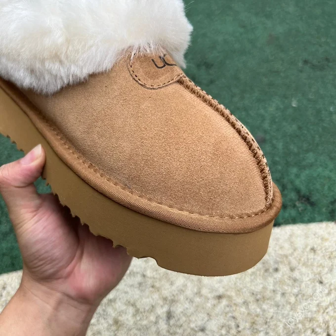 UGG Brown Slides