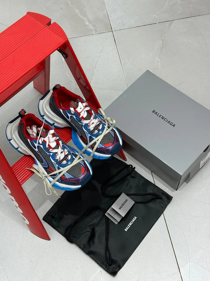 Balenciaga 3XL Red Blue