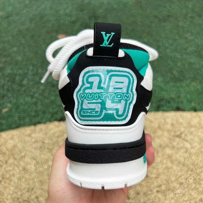 LOUIS VUITTON Skate Black White Green