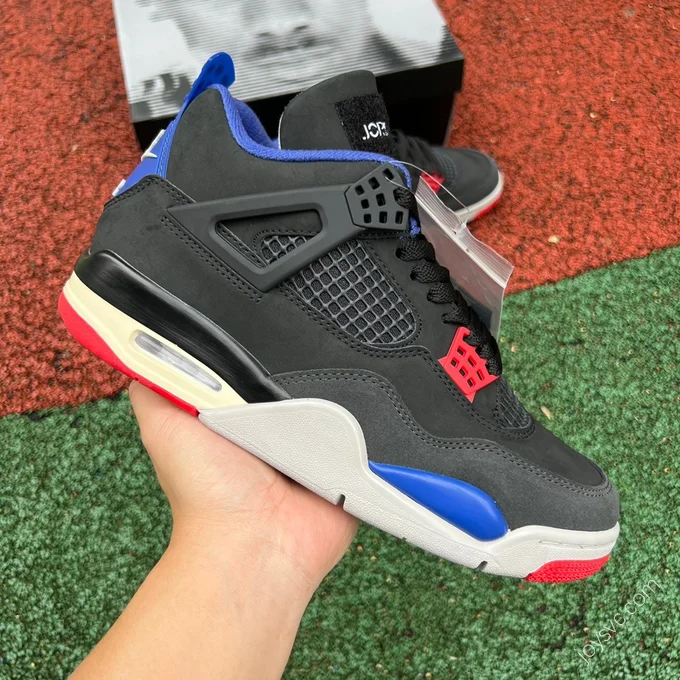 Air Jordan 4 Retro 