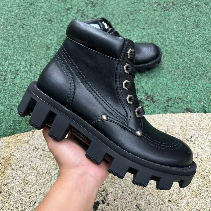 Timberland x LOUIS VUITTON Black Leather