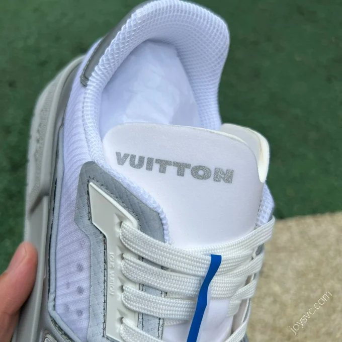 LOUIS VUITTON Trainer White Grey